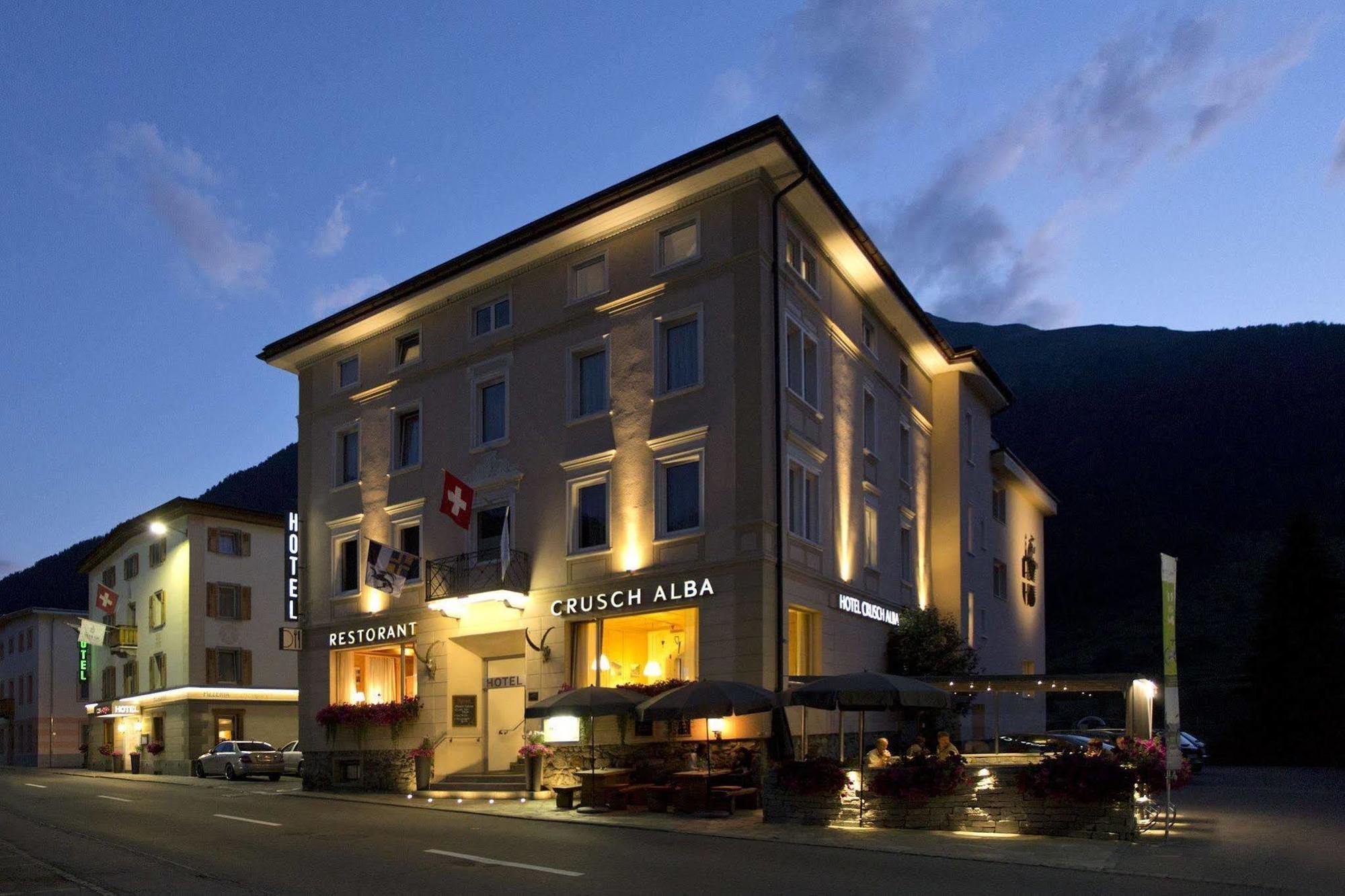 Hotel Crusch Alba Zernez Exterior photo